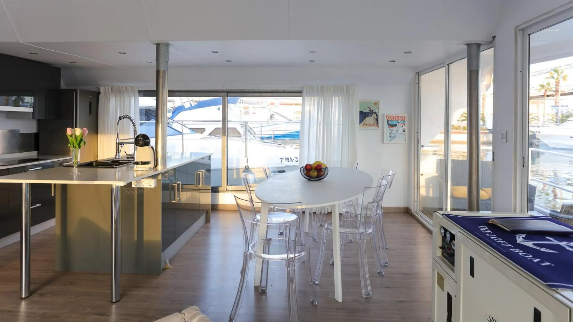 Unique In Barcelona ! Catamaran With A Private Swimming Pool Hotel Sant Adria de Besos