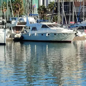 Voyager Hotel en barco