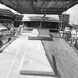Encantador Barco En Barcelona Hotel en barco